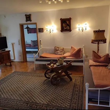 Alte Backstube Mit 3 Ferienwohnungen Eingerichtet Fuer Monteure Und Firmen Lügde Exterior foto