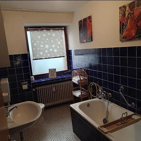 Alte Backstube Mit 3 Ferienwohnungen Eingerichtet Fuer Monteure Und Firmen Lügde Exterior foto