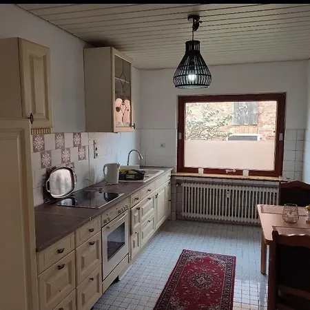 Alte Backstube Mit 3 Ferienwohnungen Eingerichtet Fuer Monteure Und Firmen Lügde Exterior foto