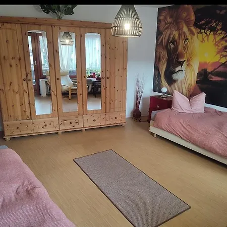 Alte Backstube Mit 3 Ferienwohnungen Eingerichtet Fuer Monteure Und Firmen Lügde Exterior foto