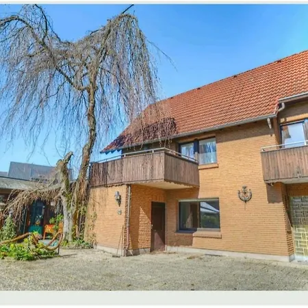 Alte Backstube Mit 3 Ferienwohnungen Eingerichtet Fuer Monteure Und Firmen Lügde Exterior foto