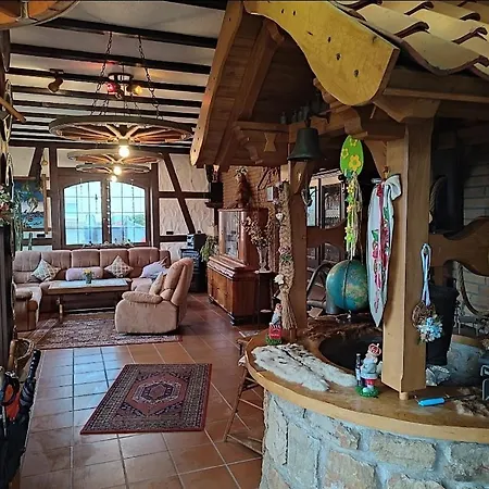 Alte Backstube Mit 3 Ferienwohnungen Eingerichtet Fuer Monteure Und Firmen Lügde Exterior foto