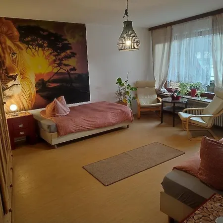 Alte Backstube Mit 3 Ferienwohnungen Eingerichtet Fuer Monteure Und Firmen Lügde Exterior foto