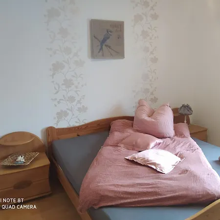 Alte Backstube Mit 3 Ferienwohnungen Eingerichtet Fuer Monteure Und Firmen Lügde Exterior foto